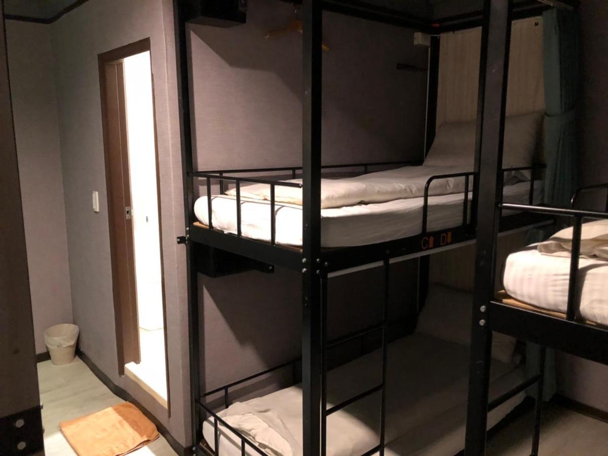 Backpackers Hostel - Ximen Taipei Exteriör bild